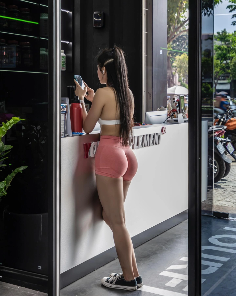 Gái xinh chụp ảnh chụp vú căng nóng bỏng cuốn hút điên đảo