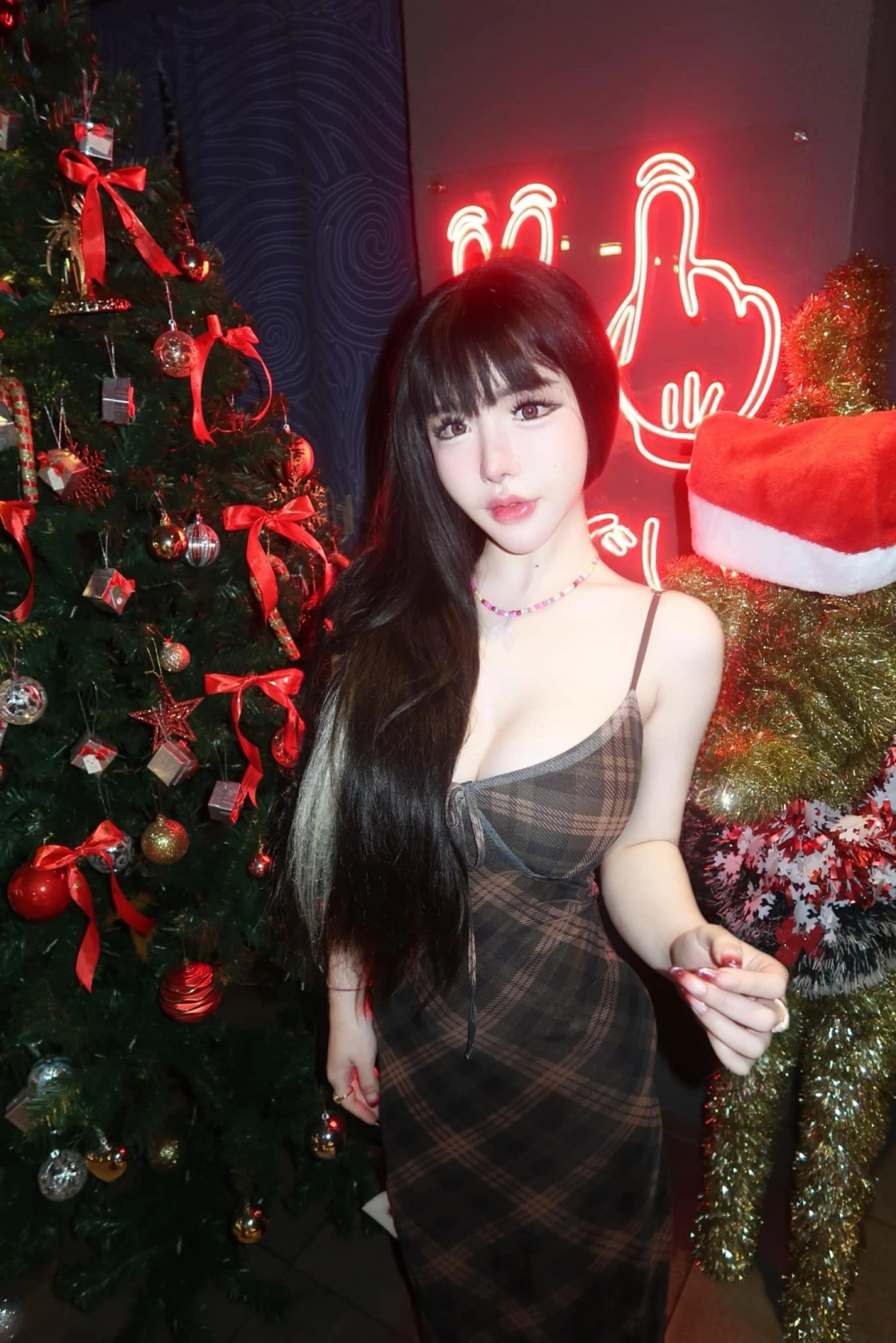 Gái xinh vú lép vòng một nhỏ nhắn tinh tế sexy cuốn hút gợi cảm nhẹ nhàng