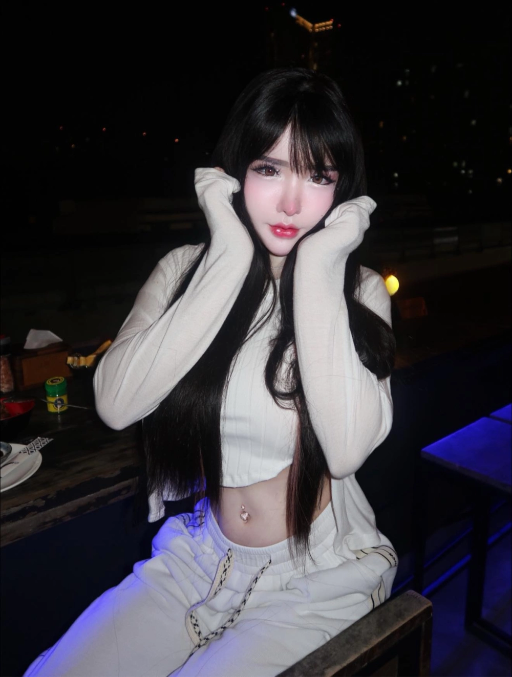 Gái xinh vn vú to thủ dâm tự sướng ngực to gái Việt gợi tình nóng bỏng