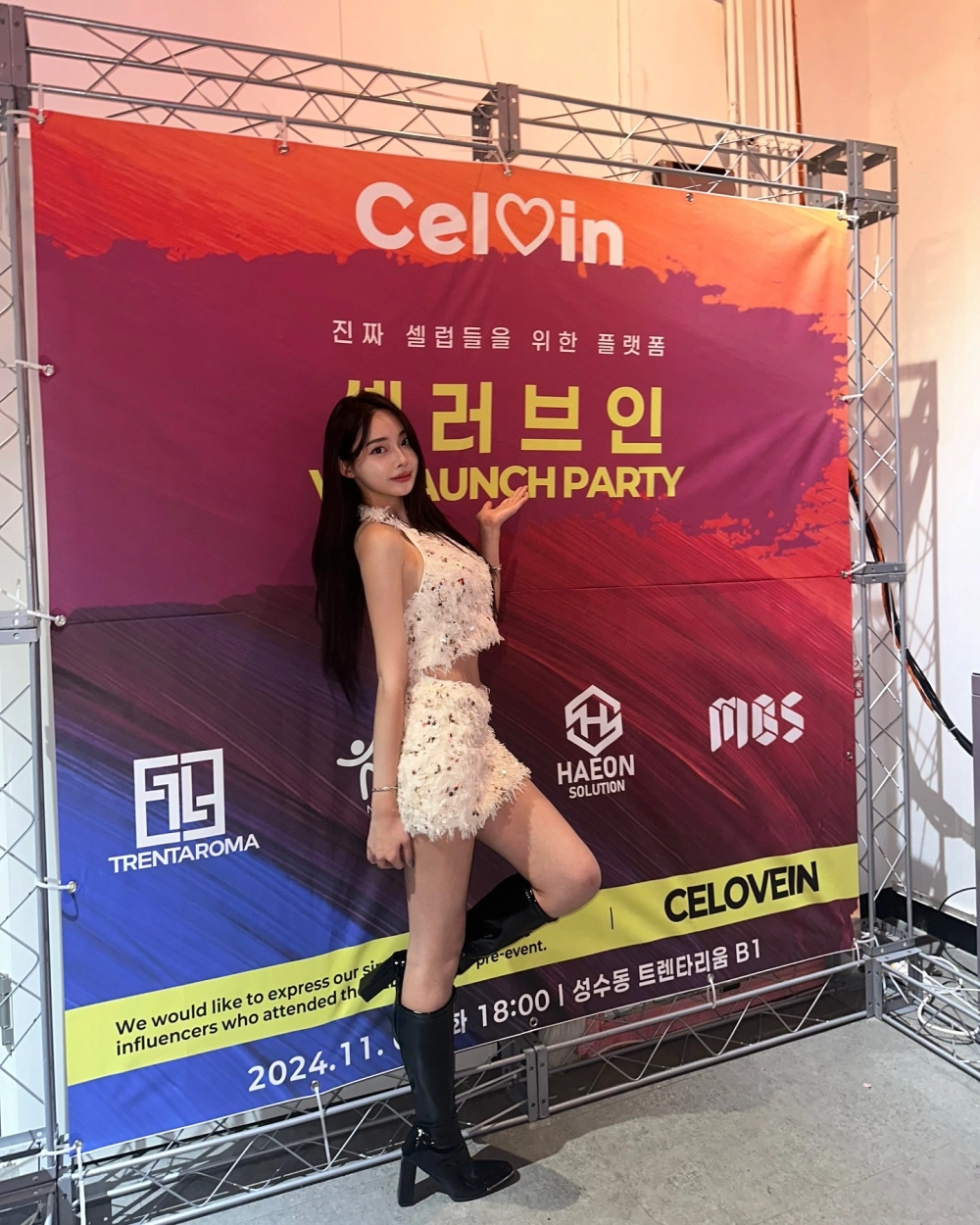 Vú gái xinh sex bộ ngực đẹp trong cảnh sex kích thích cuốn hút cuồng nhiệt