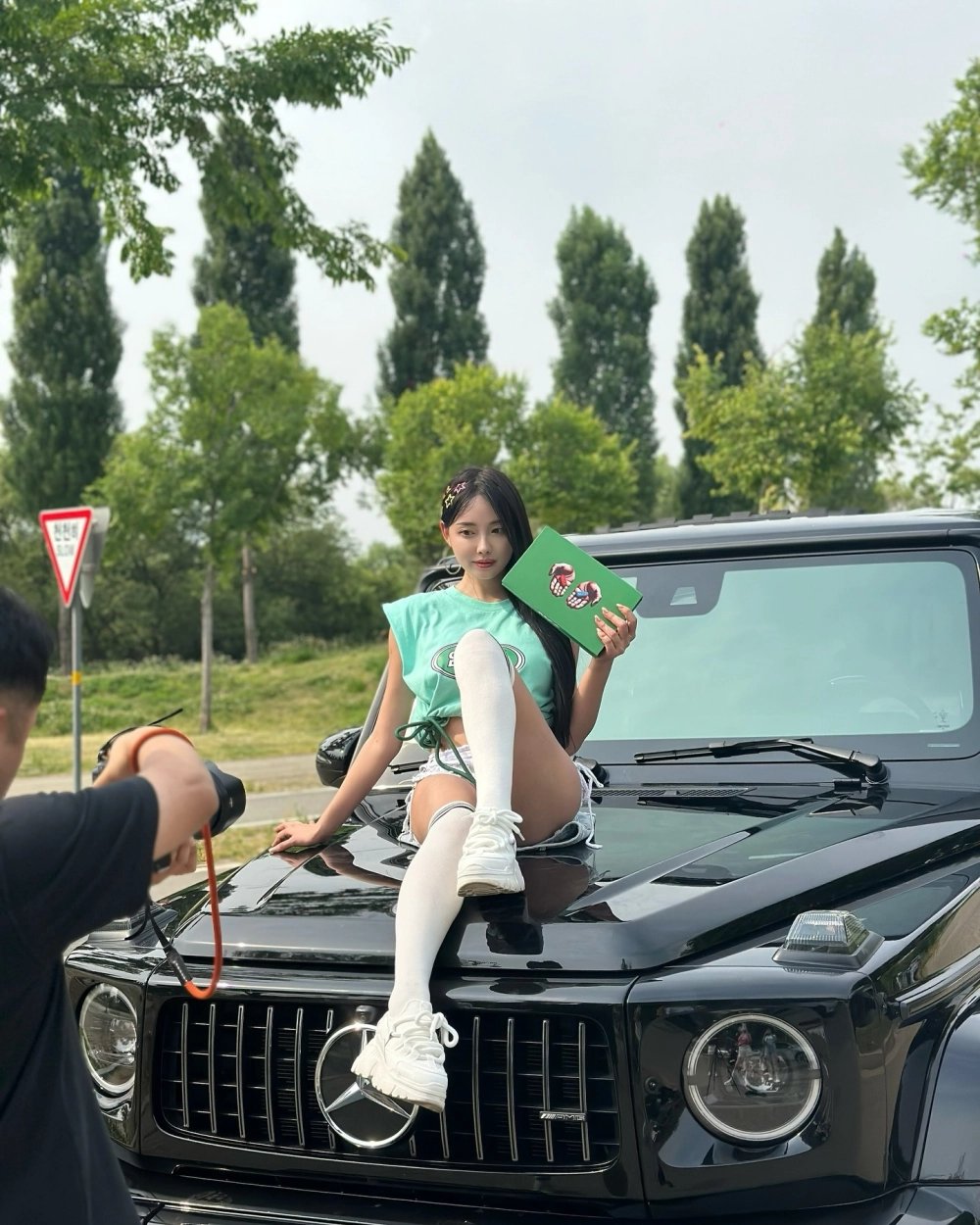 Gái xinh show vú to tròn siêu cuốn hút