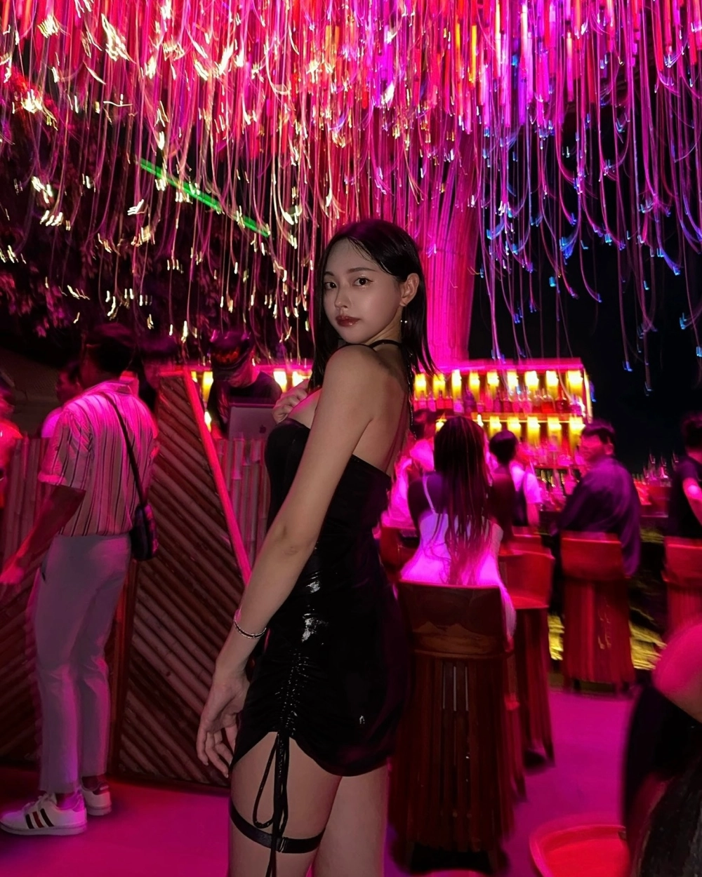 Sex gái xinh vú to căng tròn nóng bỏng