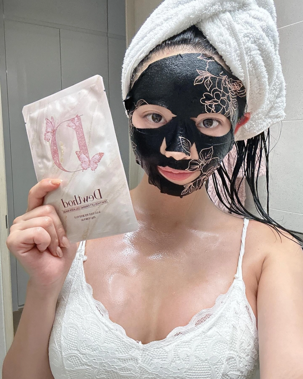 Vú của gái xinh to tròn mịn màng quyến rũ