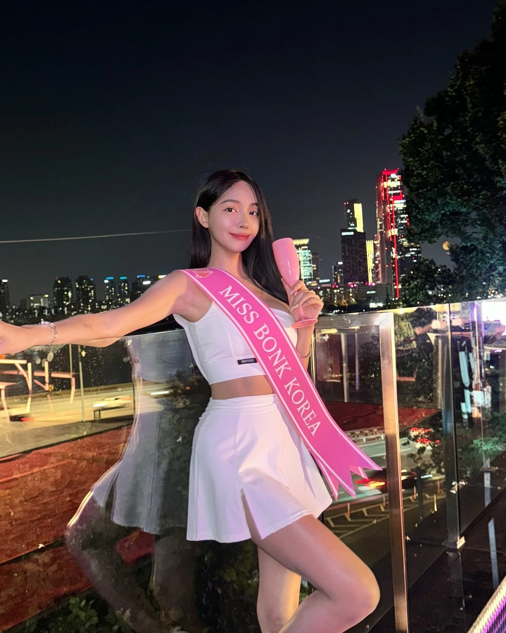 Vú đẹp gái xinh bộ ngực hoàn hảo nóng bỏng gái xinh sexy cuốn hút rung động