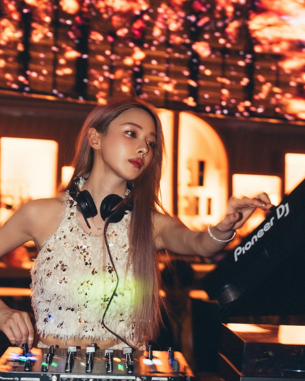 Ảnh gái xinh mặc bikini vú to bikini sexy ngực khủng cuốn hút nóng bỏng cực độ