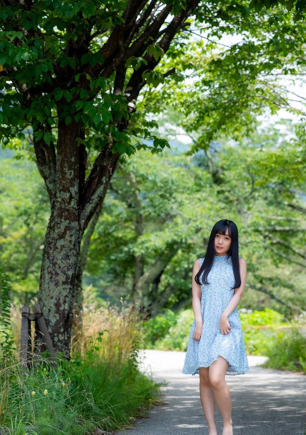 Mayoi Arisaka quyến rũ chết người với nụ cười mê hoặc