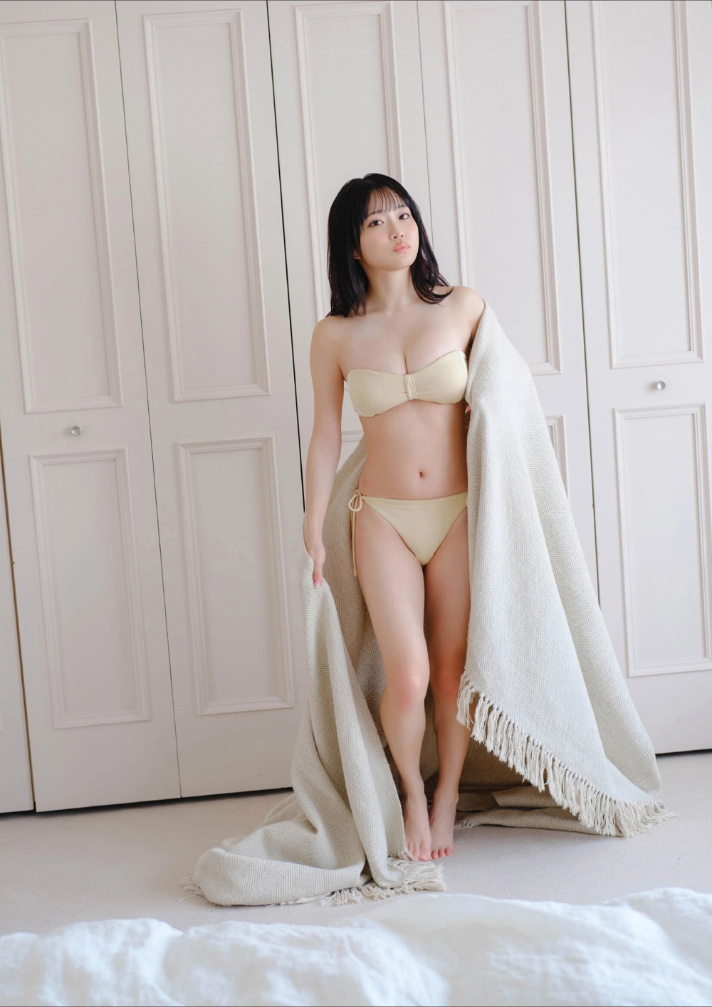 Miyu Kishi đôi mắt hút hồn kèm body siêu nóng