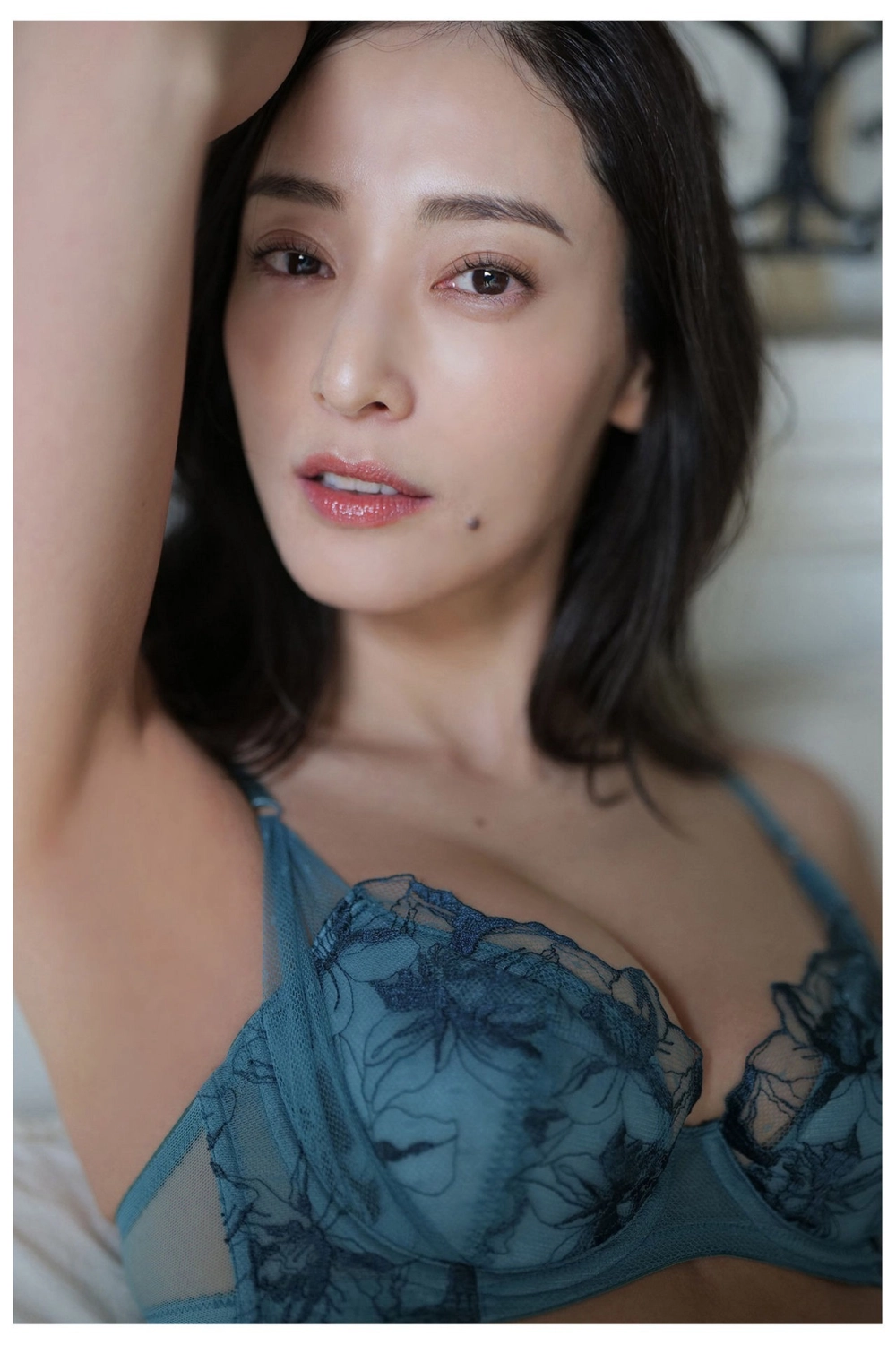 Natsuki Ikeda nóng bỏng khó cưỡng trong từng cử chỉ