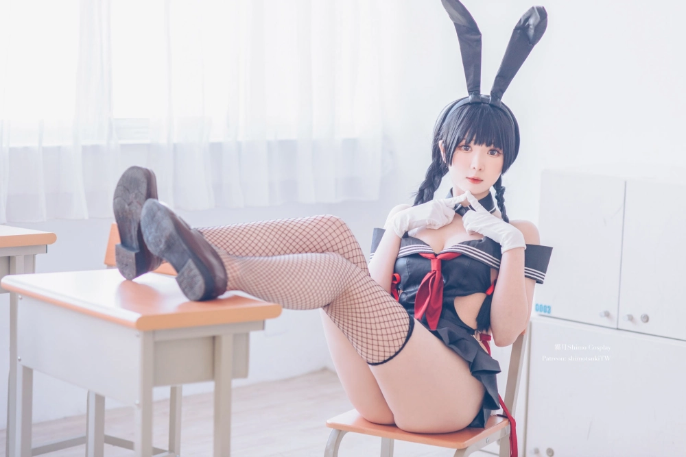 Shimotsuki Shimo vẻ đẹp quyến rũ làm tan chảy trái tim