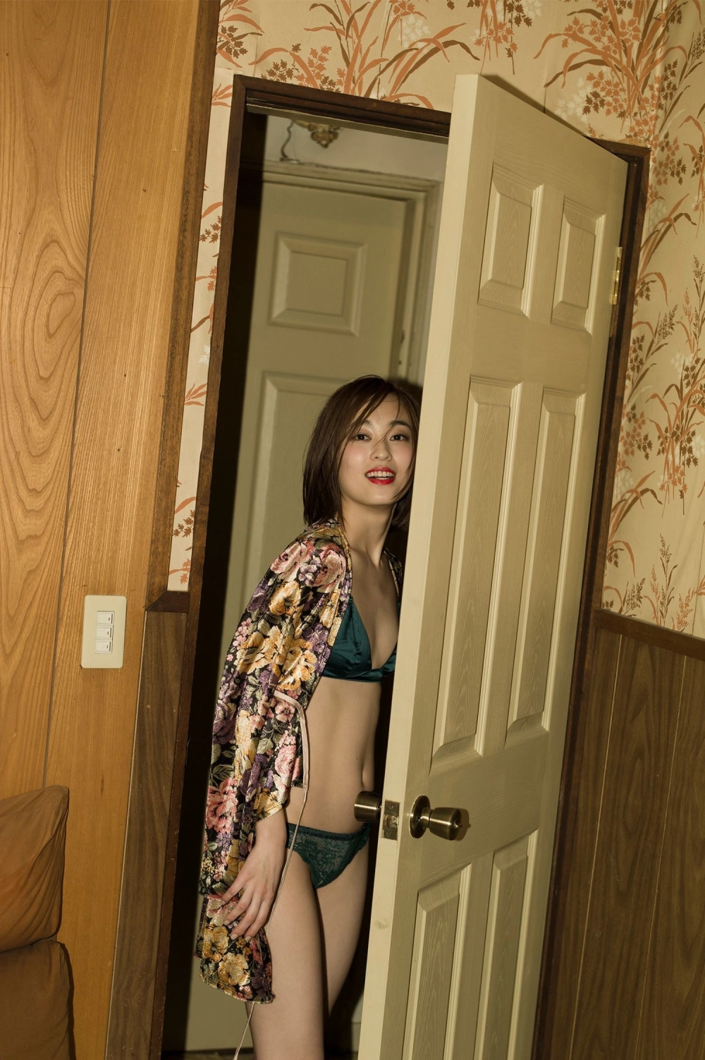 Taki Yukari vẻ đẹp sexy khiến màn hình bùng nổ