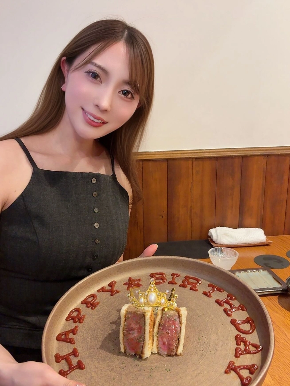 Tomomi Morisaki sexy tuyệt mỹ làm không khí thêm phần bỏng rát