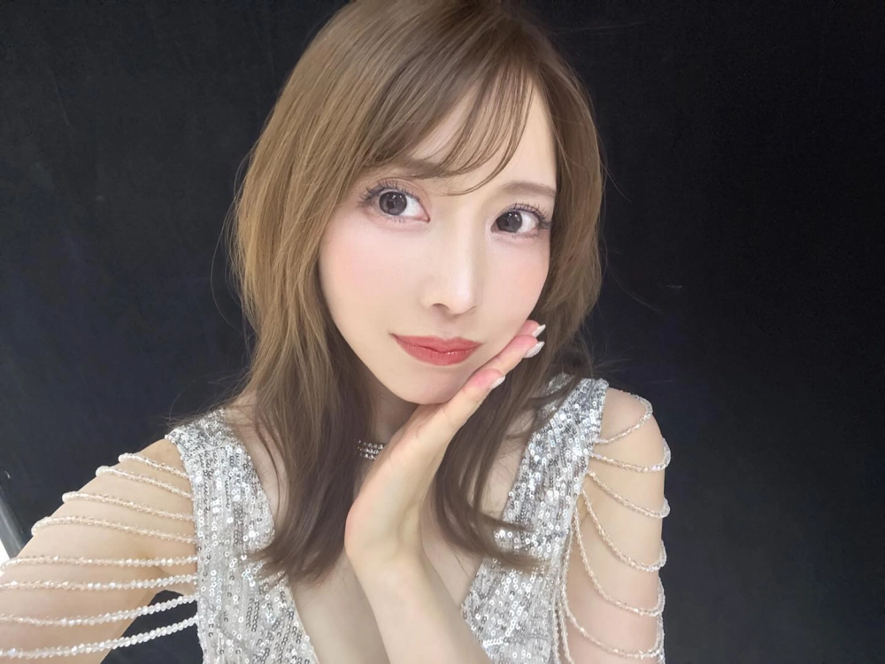 Tomomi Morisaki nóng bỏng mê hoặc trong mọi góc nhìn