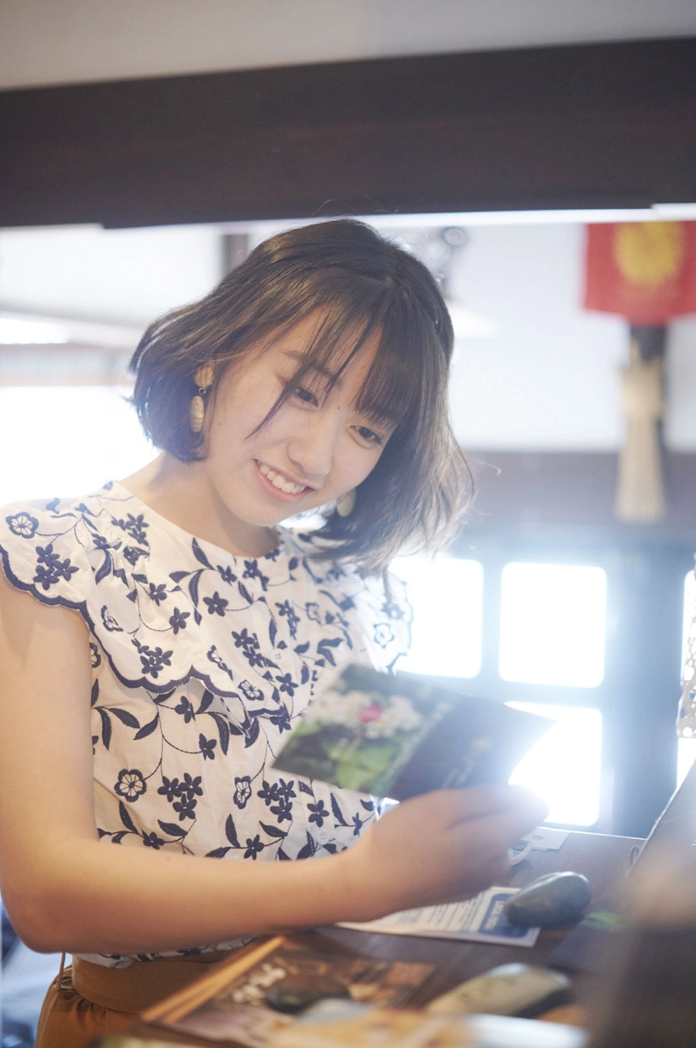 Wada Sakurako vòng một căng tròn khiến fan phát cuồng