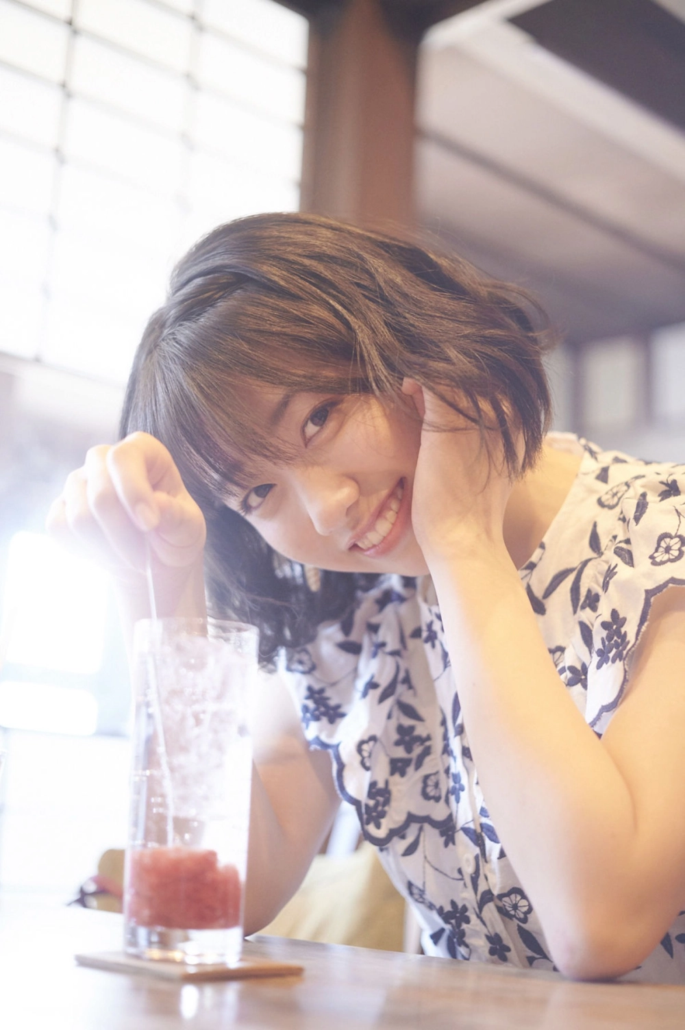 Wada Sakurako gợi tình mạnh mẽ khiến không thể rời mắt