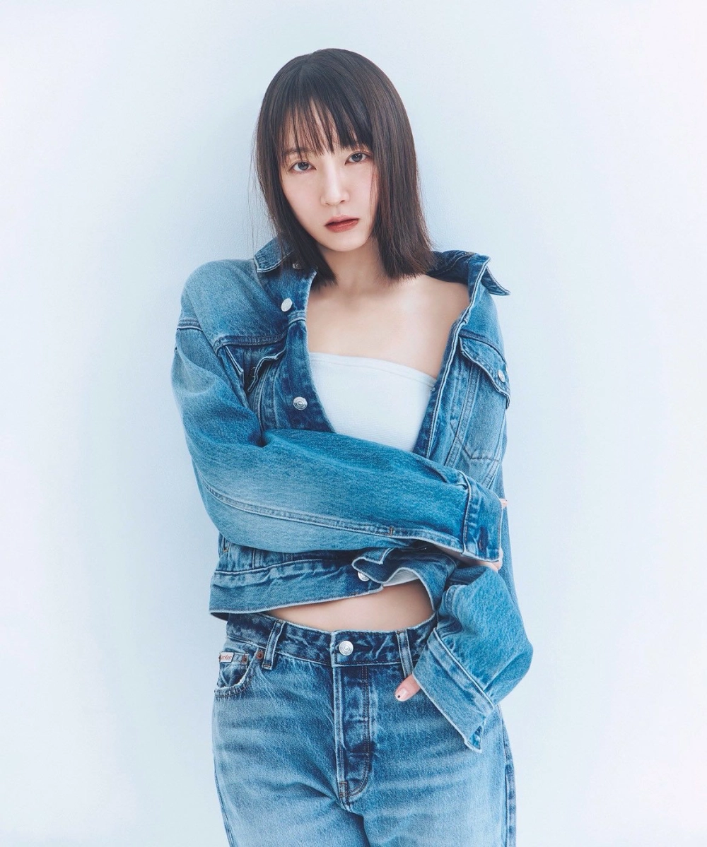 Yoshioka Rifan gợi tình mạnh mẽ khiến không thể rời mắt