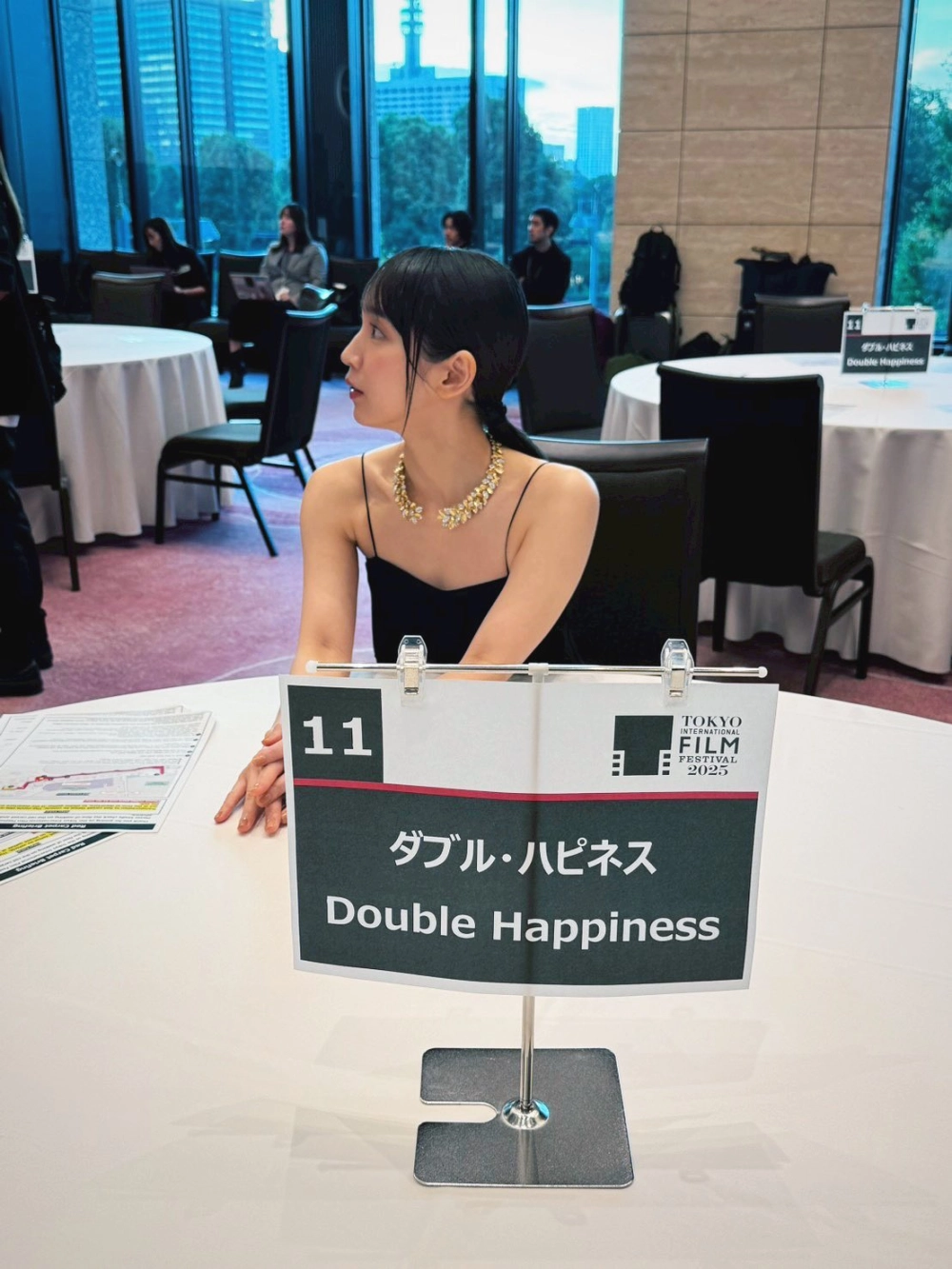 Yoshioka Rifan đôi mắt hút hồn kèm body siêu nóng