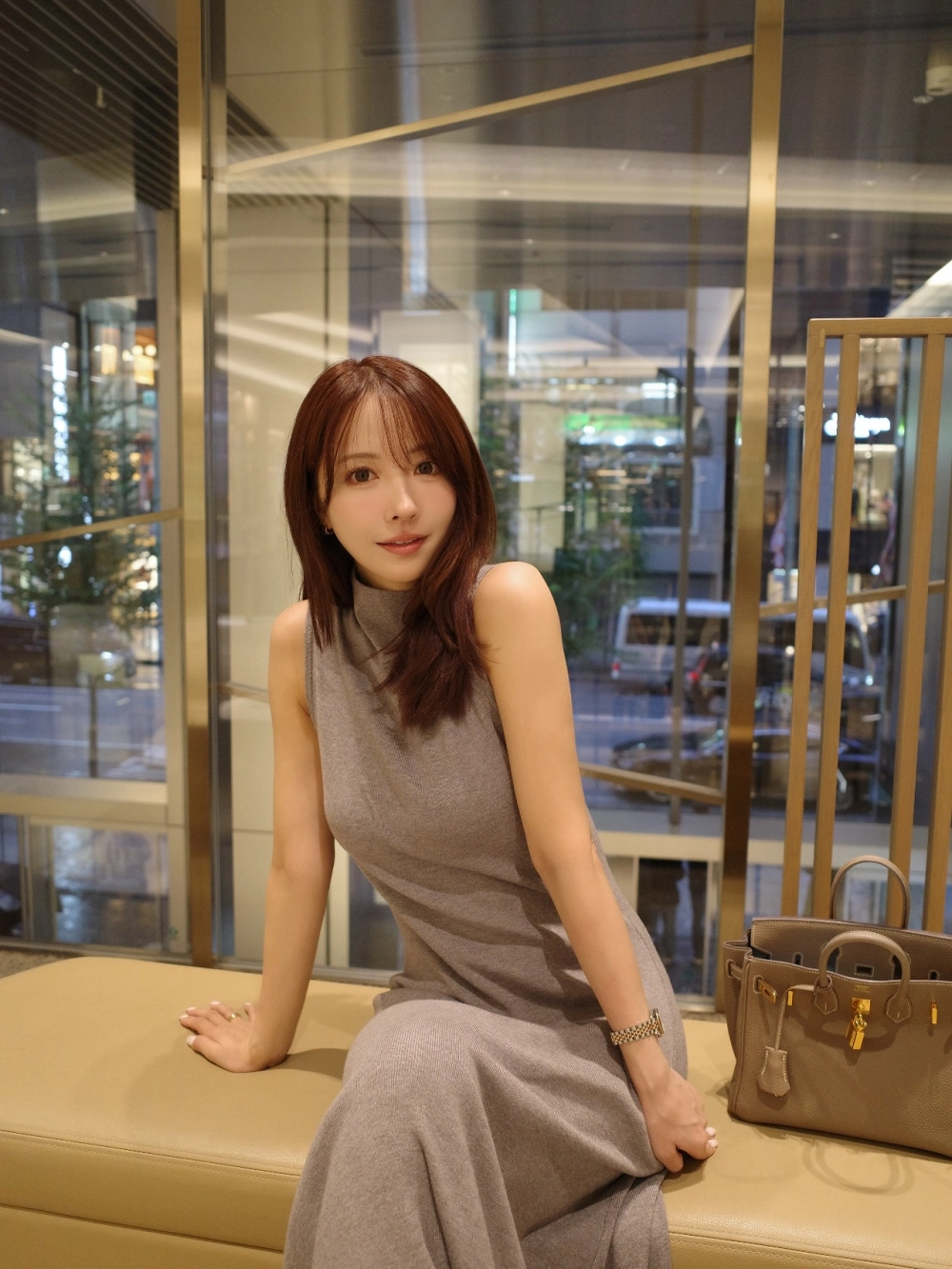 Mikami Yua nóng bỏng cuốn hút mọi ánh nhìn ngay lập tức