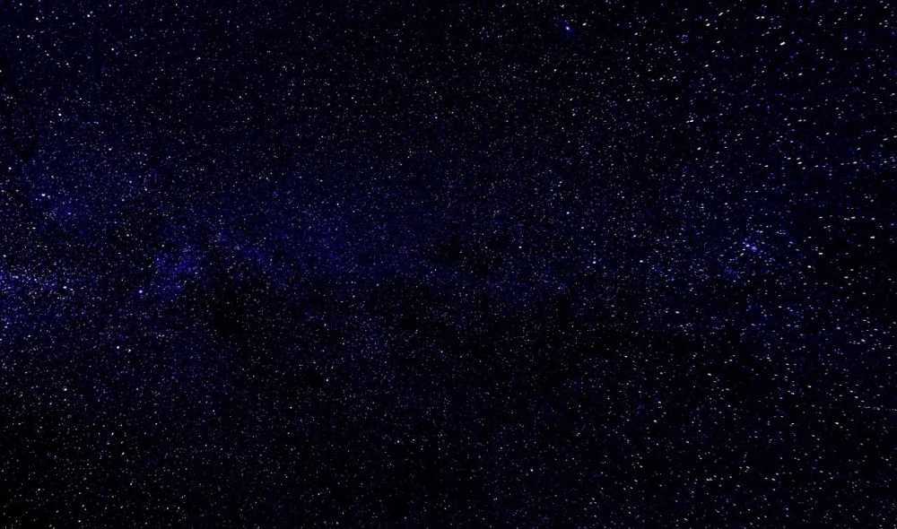 Ảnh bầu trời đem đơn giản nhưng rất chill