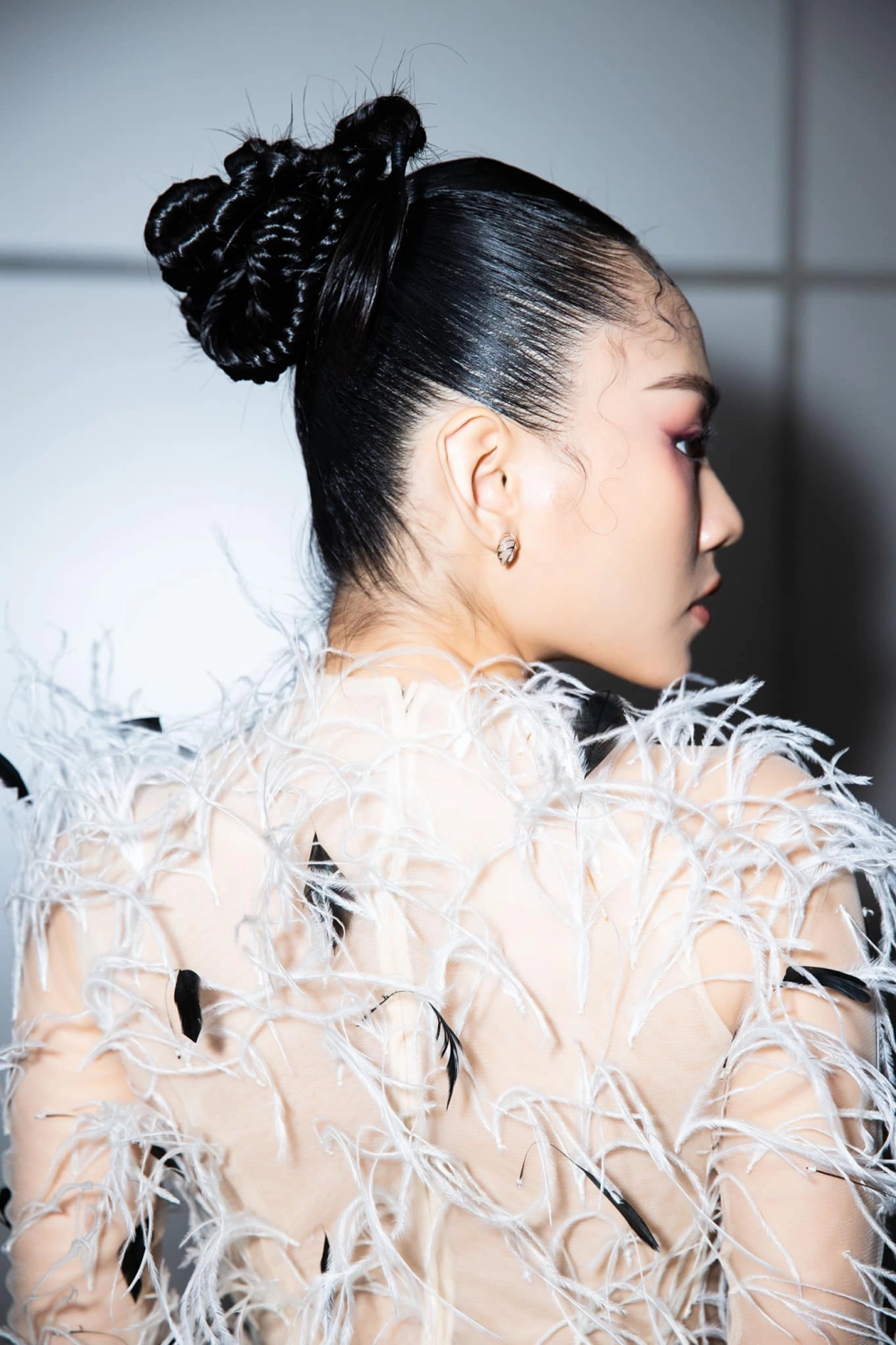 Ngam gai dep facebook giúp thư giãn giải trí