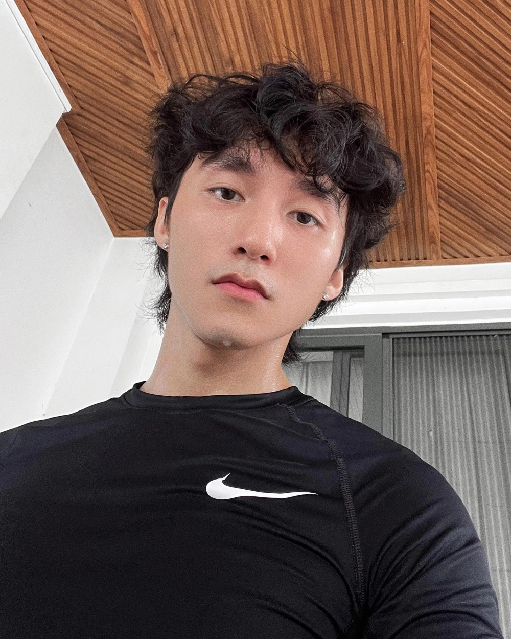 Sơn tùng mtp hitmaker v-pop ngầu lòi cuốn hút