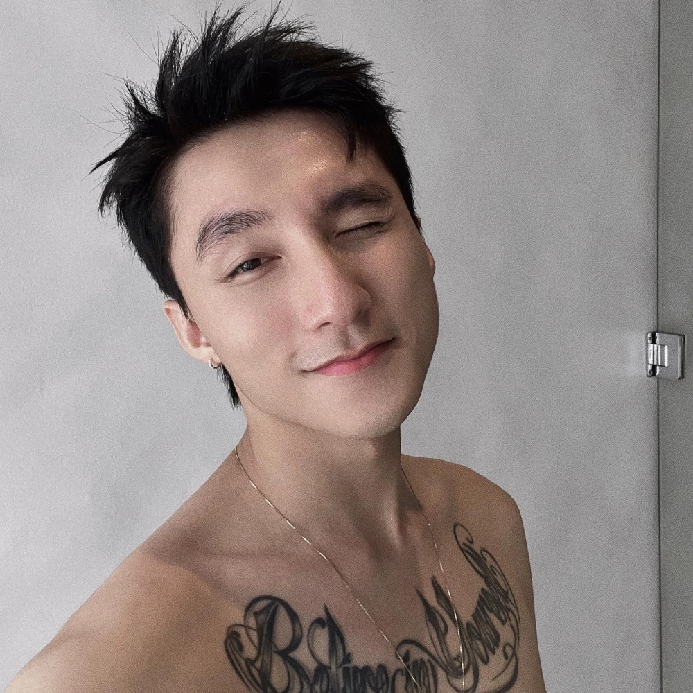 Karaoke sơn tùng m tp hát theo chất ngầu cực đỉnh