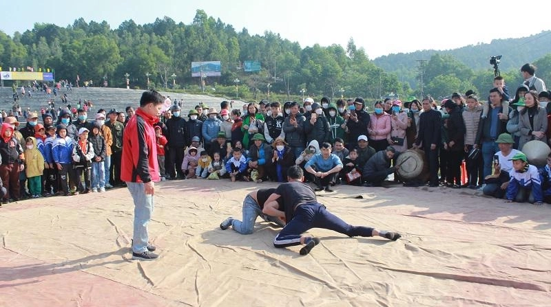 Chùa hương tích hà tĩnh linh thiêng đẹp