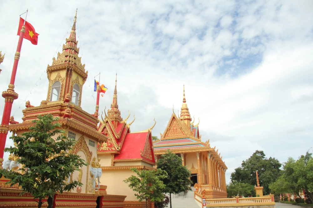 Chùa Xiêm Cán ở đâu là câu hỏi được nhiều du khách tìm kiếm.