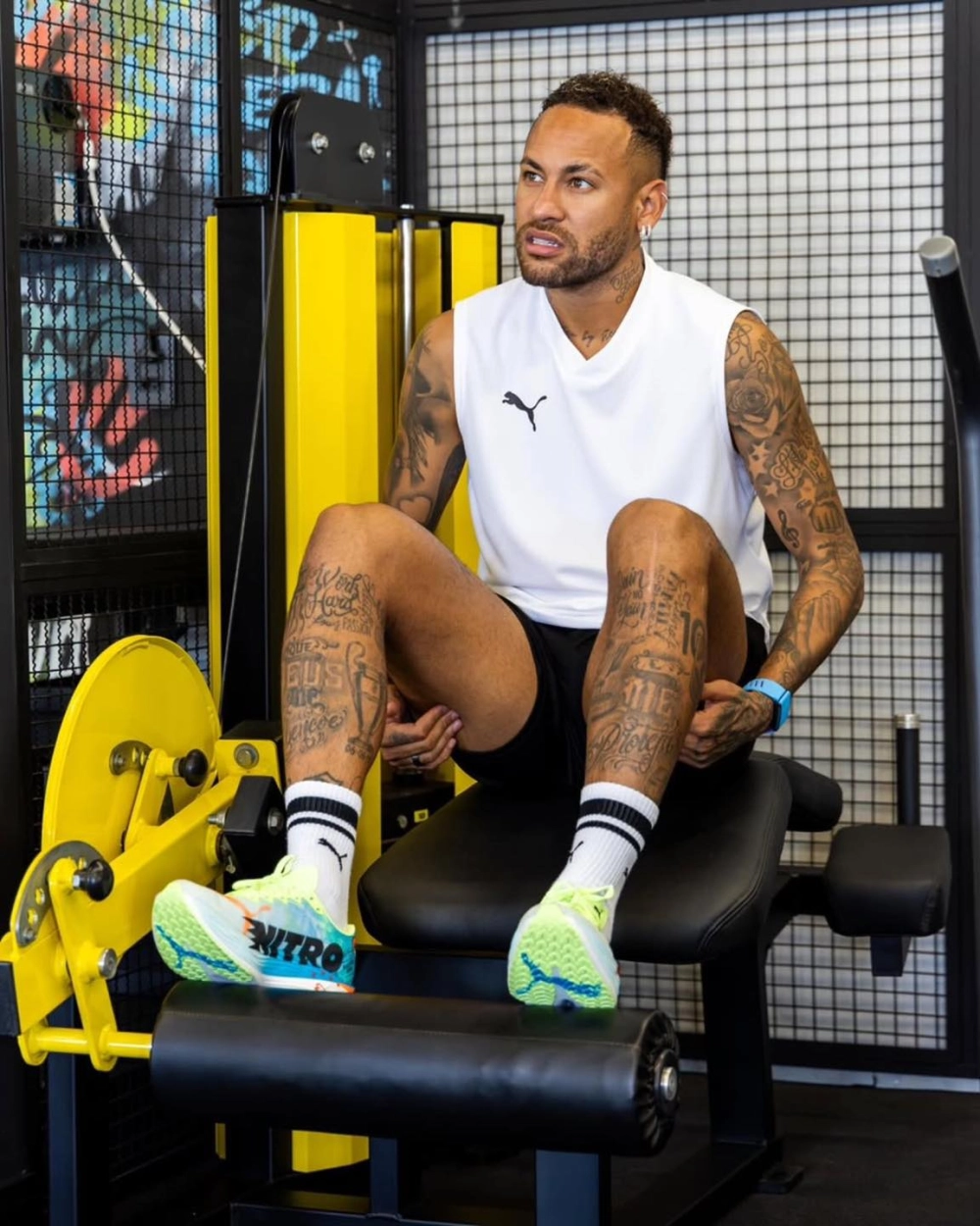 Neymar jr. wallpaper được nhiều người dùng làm hình nền.