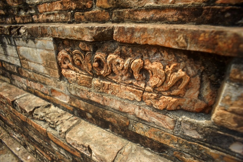 Tháp Bình Sơn thời Lý mang dấu ấn kiến trúc đặc trưng.