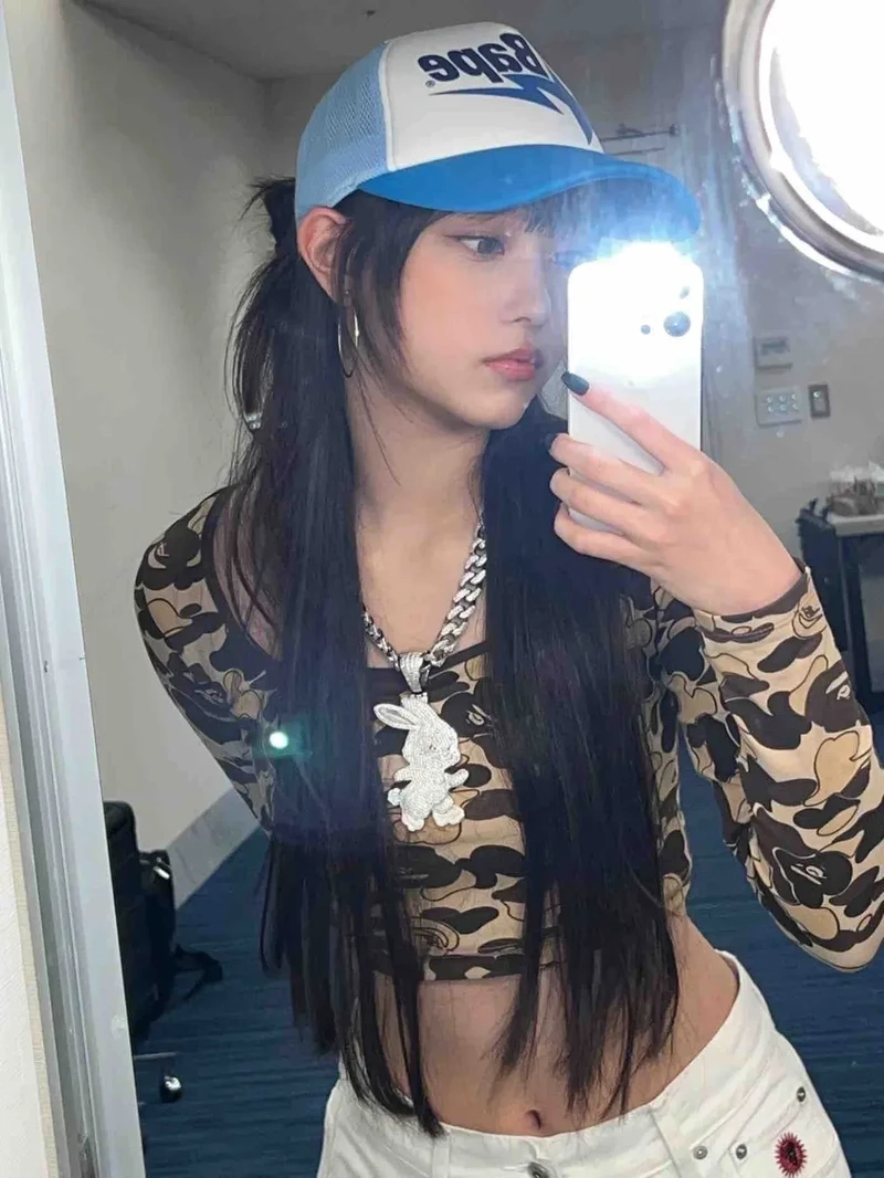 Ánh nhìn cuốn hút từ haerin thần thái