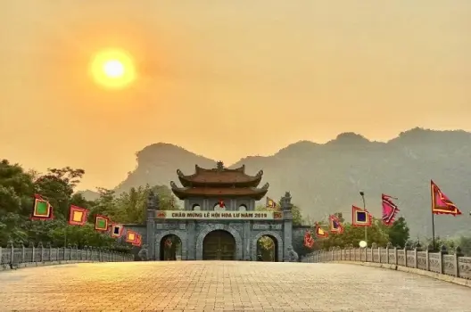 Ngắm nhìn cố đô Hoa Lư – Nơi lưu giữ vẻ đẹp cổ kính