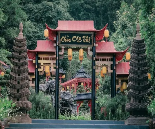Hành hương về chùa Cây Thị linh thiêng và cổ xưa