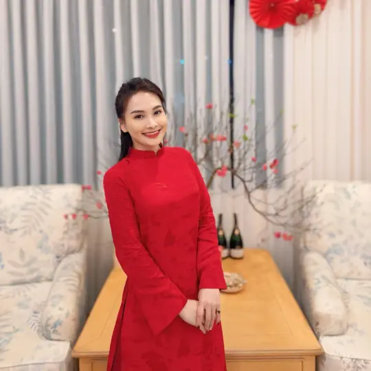 Ngắm ảnh Bảo Thanh với phong cách thanh lịch ấn tượng