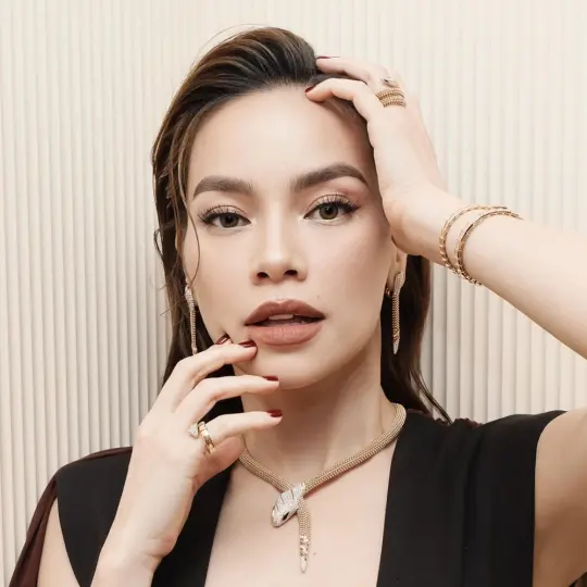Ngắm loạt ảnh Hồ Ngọc Hà gợi cảm, cuốn hút mọi ánh nhìn