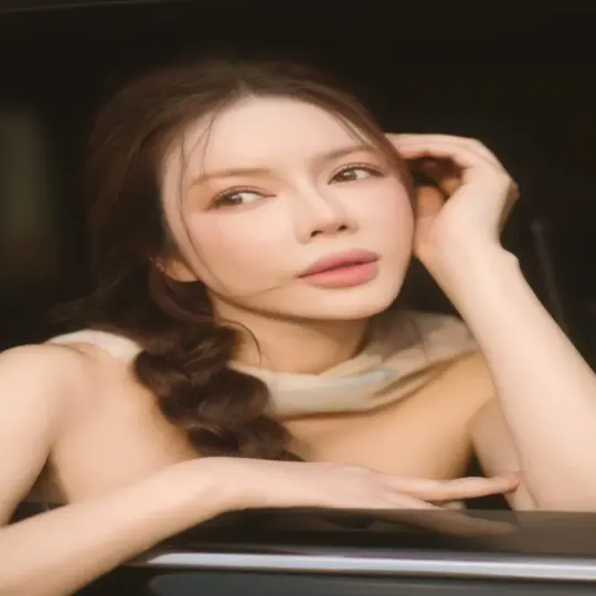 Tuyển tập những bức ảnh Lý Nhã Kỳ gây ấn tượng mạnh mẽ