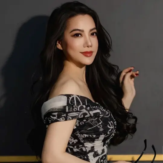 Ảnh Trương Ngọc Ánh đẹp mê mẩn, ngọt ngào và quyến rũ