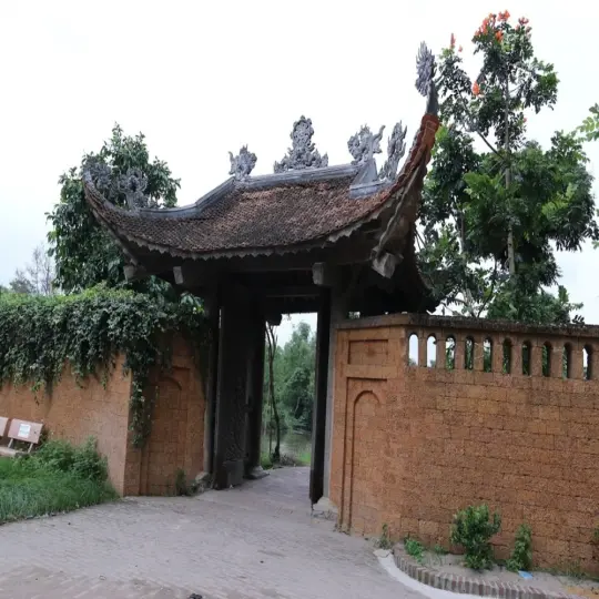 Chùa Nôm - Ngôi chùa gỗ độc đáo giữa lòng Hưng Yên