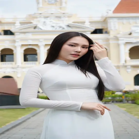 Bộ ảnh hoa hậu Mai Phương khoe nhan sắc đẹp rạng ngời