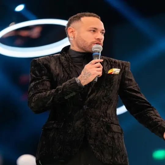 Bộ ảnh Neymar Jr. phù thủy sân cỏ với đôi chân ma thuật