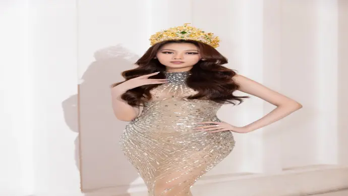 Chiêm ngưỡng ảnh hoa hậu Quế Anh rạng rỡ và quyến rũ