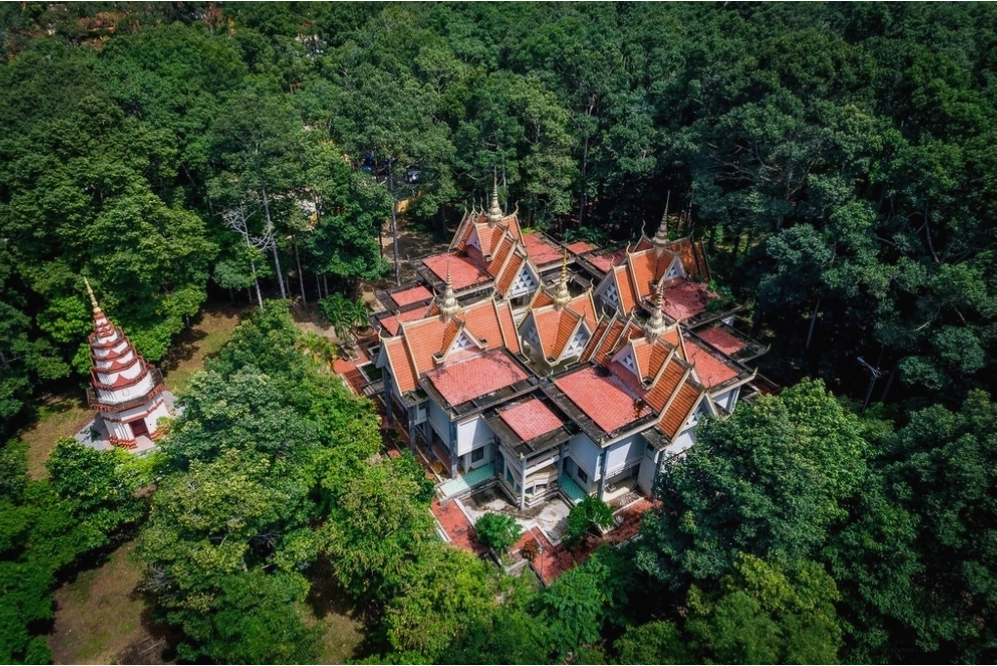 Bảo tàng văn hóa Khmer Trà Vinh trưng bày nhiều hiện vật quý giá