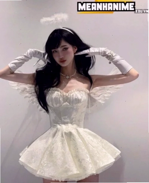 Bé Chibi trong trang phục anime dễ thương