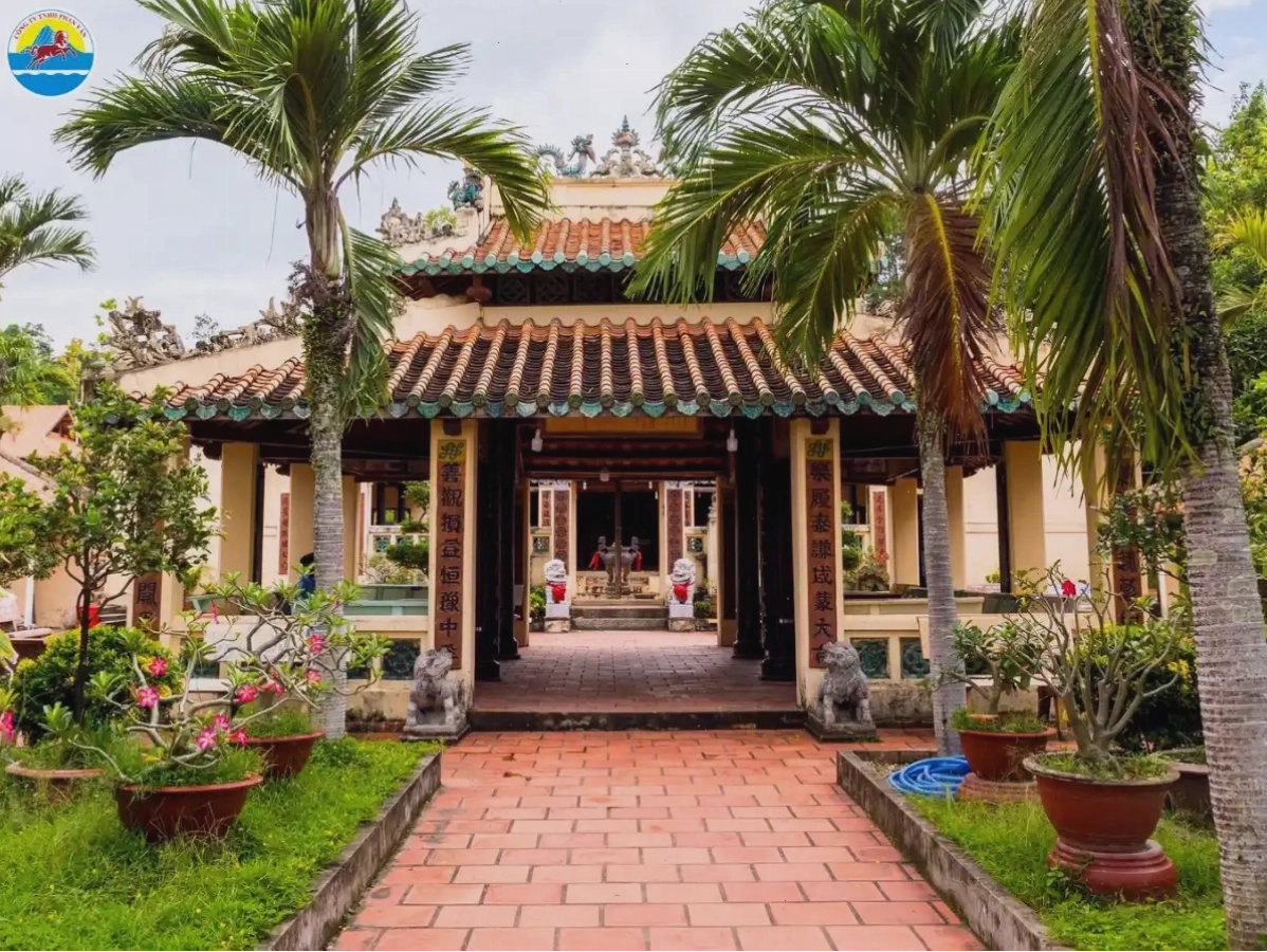 Cảnh quan hoang sơ và quyến rũ của Đảo Hải Tặc