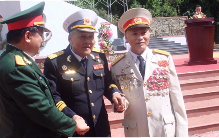 Cảnh quan Vùng R Ơ, Phú Yên - nơi có di tích tàu không số