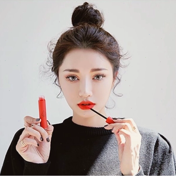 Chi tiết thiết kế vỏ son 3CE Velvet Lip Tint