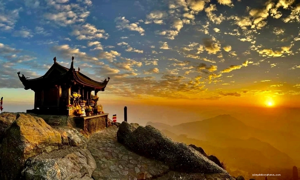 Chùa Đồng trên đỉnh Yên Tử, một trong những di tích quan trọng của quần thể