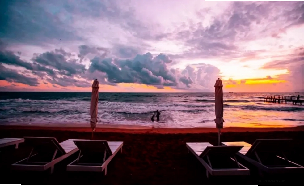Công trình nghệ thuật tại Sunset Sanato Beach Club