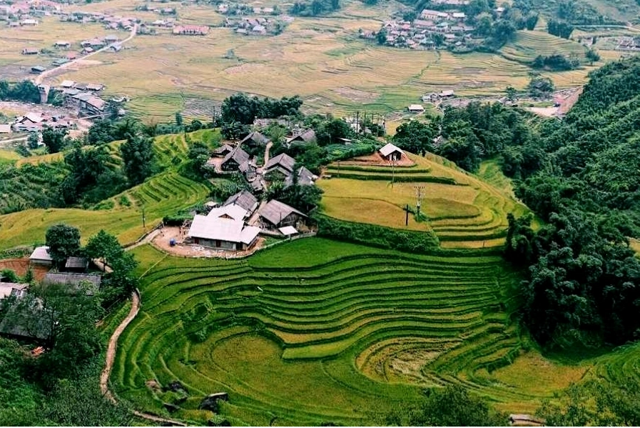 Cuộc sống dân dã tại Bản Tả Phìn