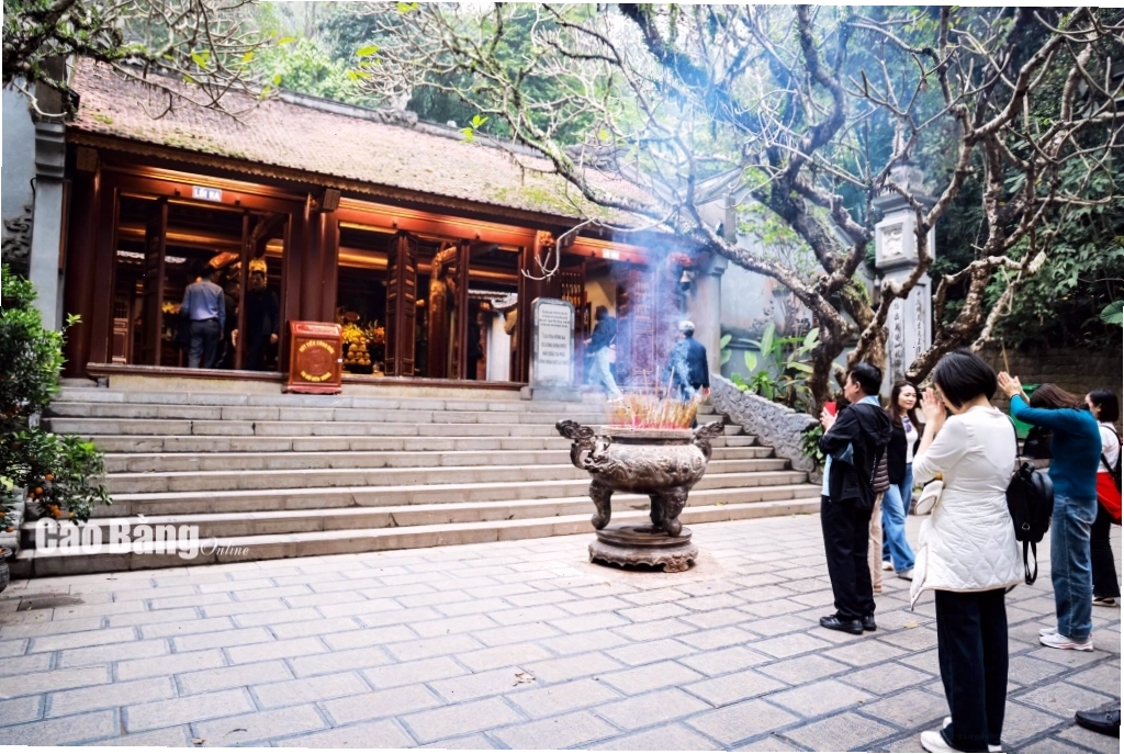 Đền Giếng cổ kính và ý nghĩa