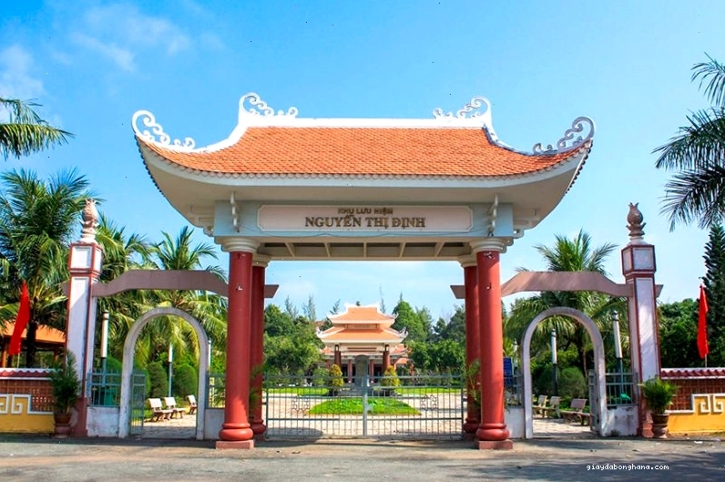 Di tích lịch sử Bến Tre trong bối cảnh thiên nhiên